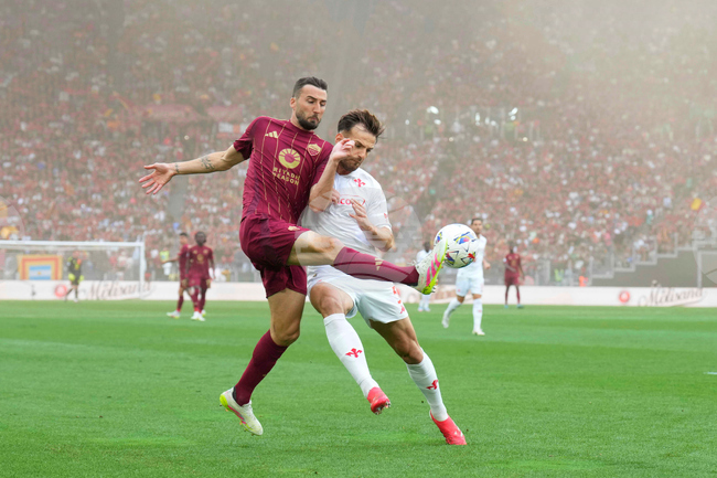 Рома зае място в зона "Шампионска лига" след победа над Фиорентина