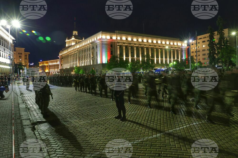 Военен парад - генерална репетиция