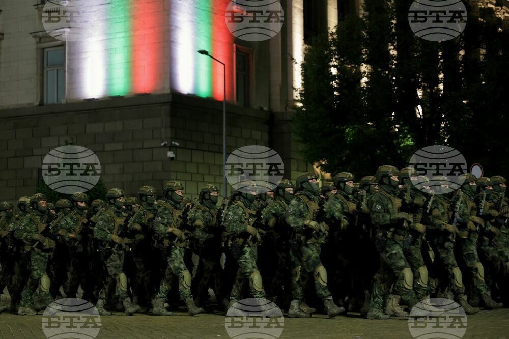Военен парад - генерална репетиция