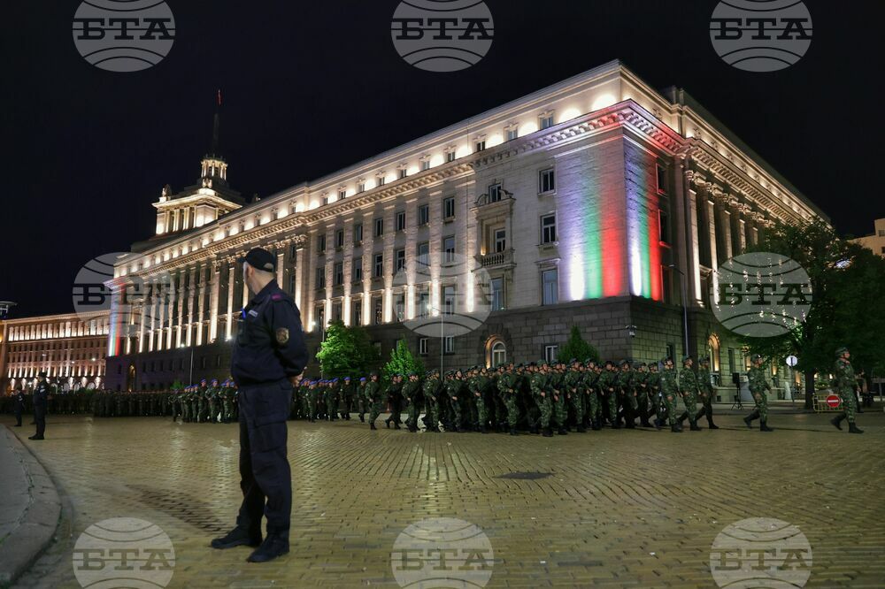 Военен парад - генерална репетиция
