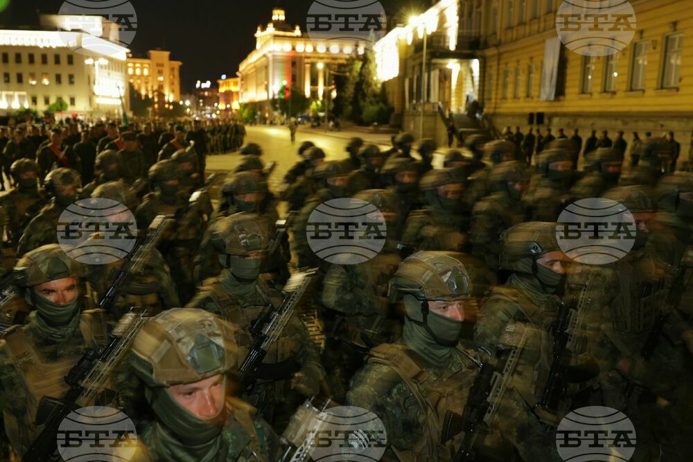 Военен парад - генерална репетиция