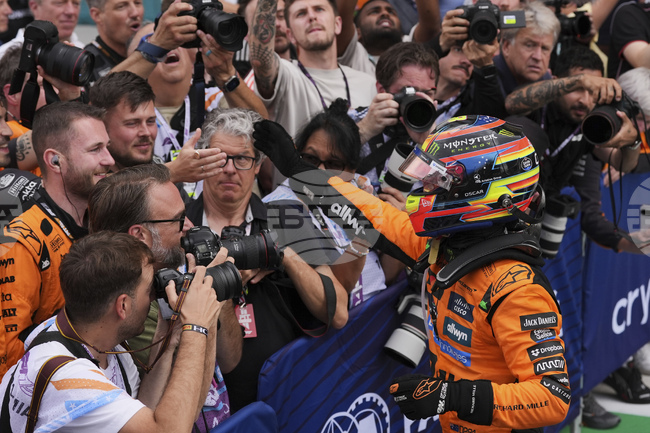 Австралиецът Оскар Пиастри триумфира в Гран при на Маями във Формула 1