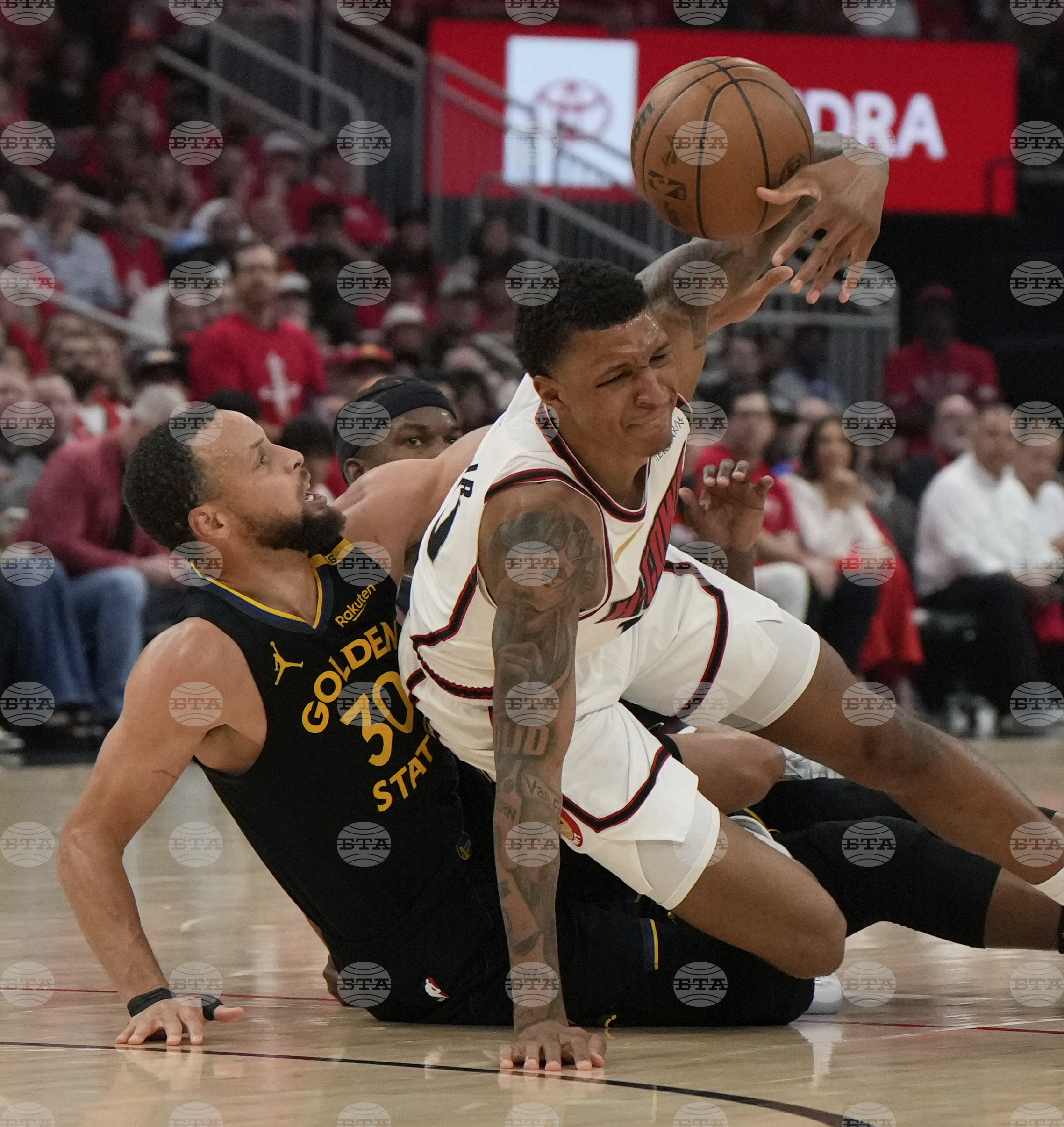 APTOPIX Warriors Rockets Basketball