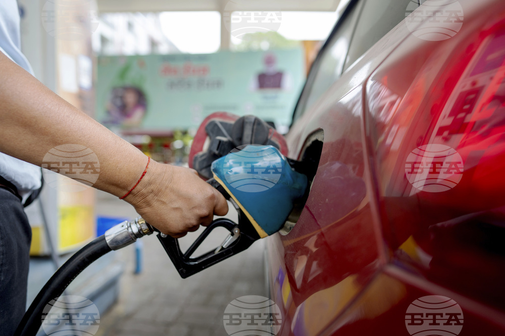 КАБАР: Ситуацията с горивата в Киргизстан е под контрол, увери правителството