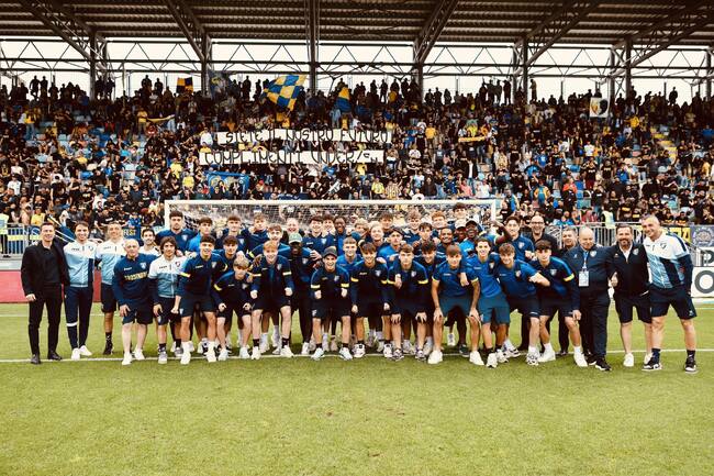 Българинът Стелиян Стоянов и младежкият тим на Фрозиноне спечелиха първенството Примавера 2 кръг преди края