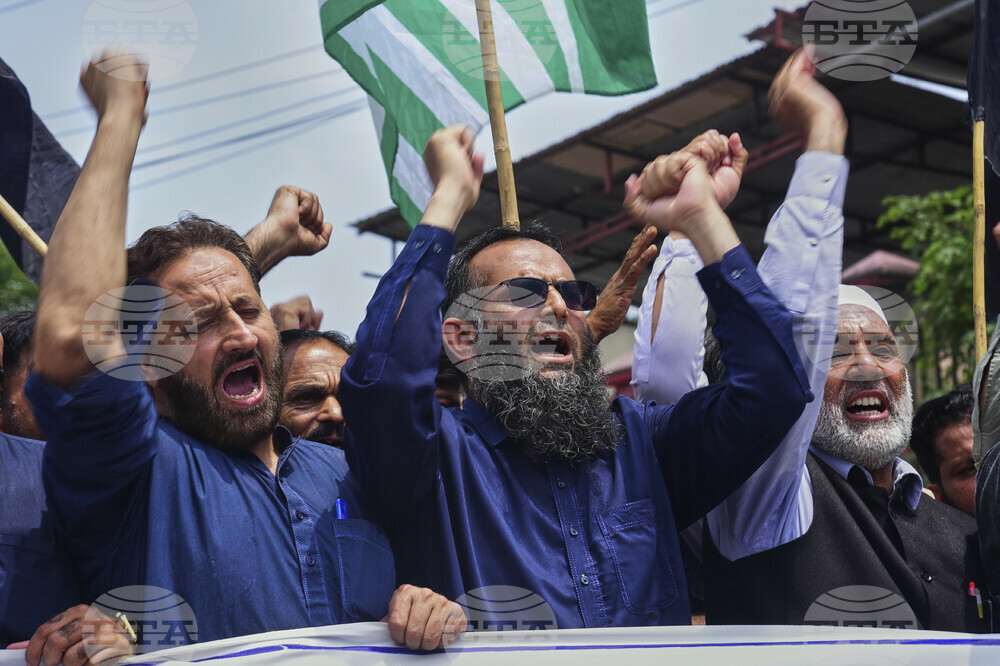 Pakistan India