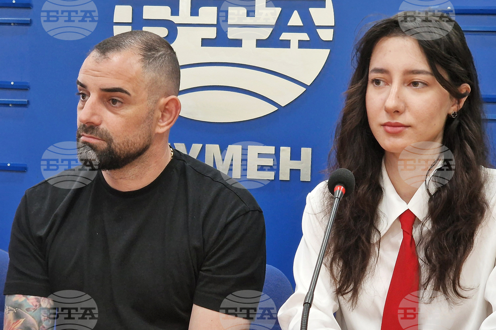 Национален пресклуб на БТА Шумен - благотворителна изложба - СУ „Сава Доброплодни"