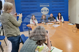 Национален пресклуб на БТА Шумен - благотворителна изложба - СУ „Сава Доброплодни"