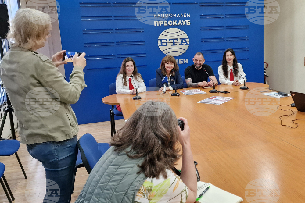 Национален пресклуб на БТА Шумен - благотворителна изложба - СУ „Сава Доброплодни"