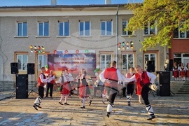 Село Трояново - традиционен събор - нестинарски танци