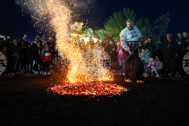 Село Трояново - традиционен събор - нестинарски танци