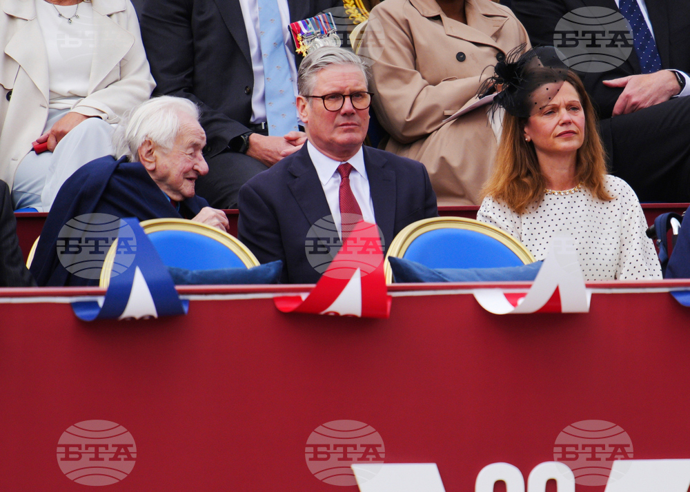 Britain VE Day Parade