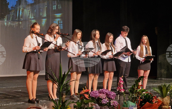 Разград - гимназия - тържество