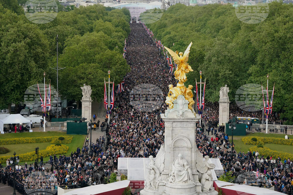 Britain VE Day Parade
