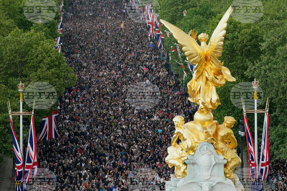 Britain VE Day Parade