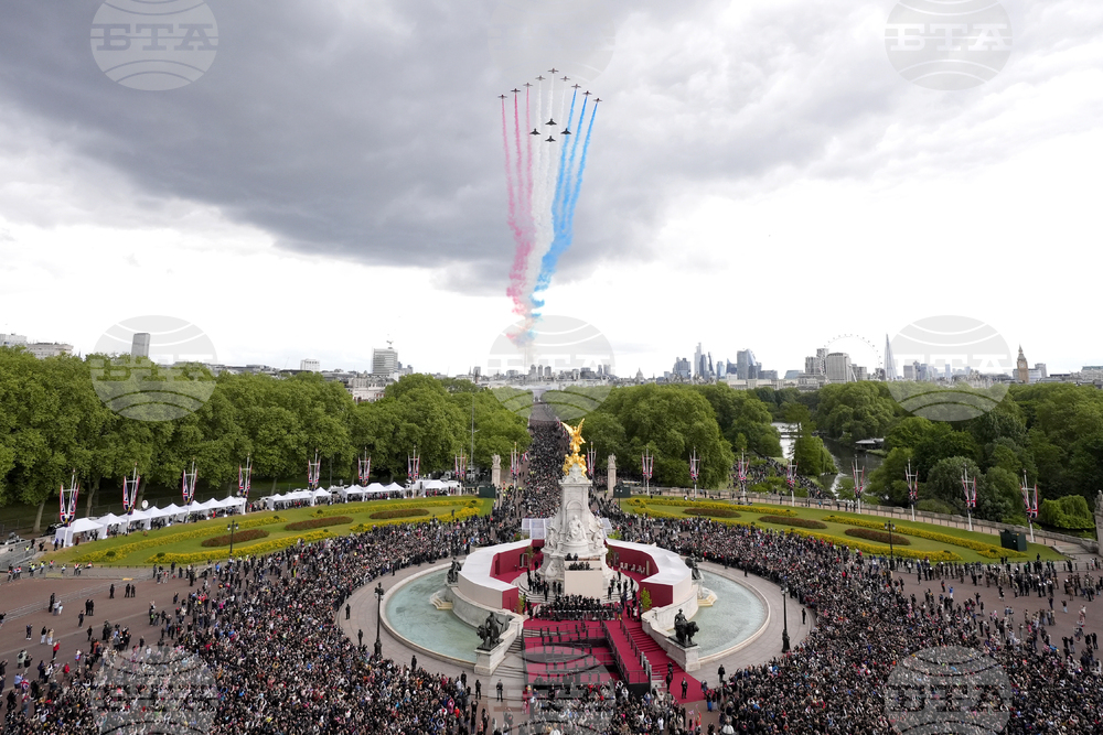 Britain VE Day Parade