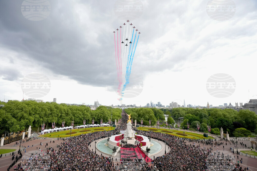 Britain VE Day Parade