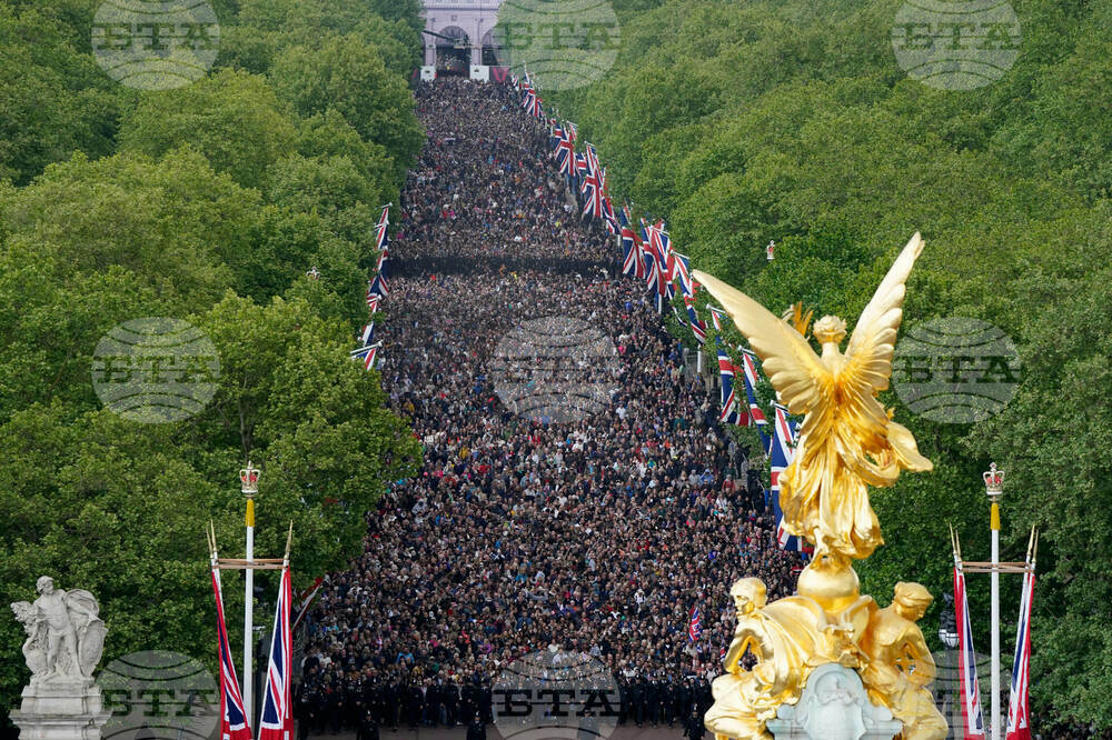 Britain VE Day Parade