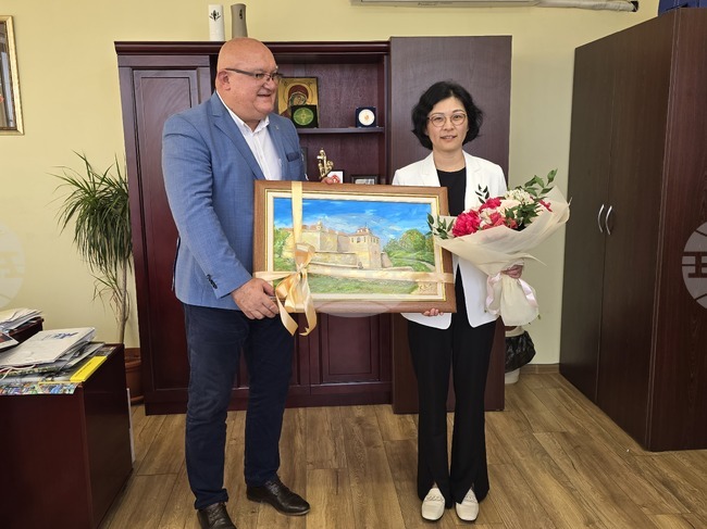 Видин - посланик на Китай - посещение