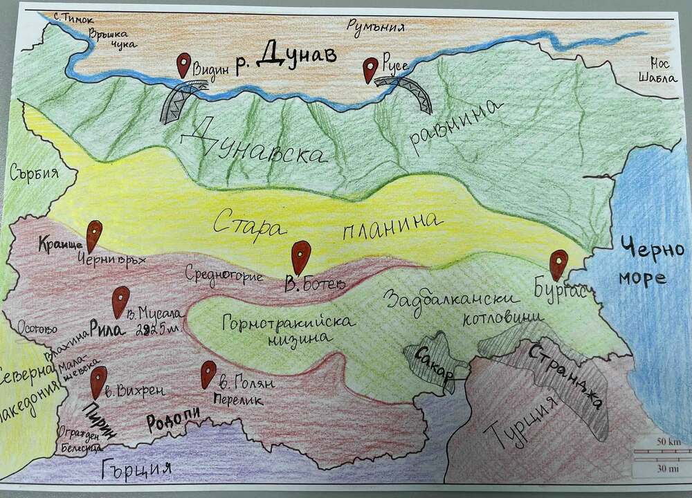 Учениците от училището „Българска светлица“ в Измаил, Украйна, задълбочават знанията си по български език, литература и география