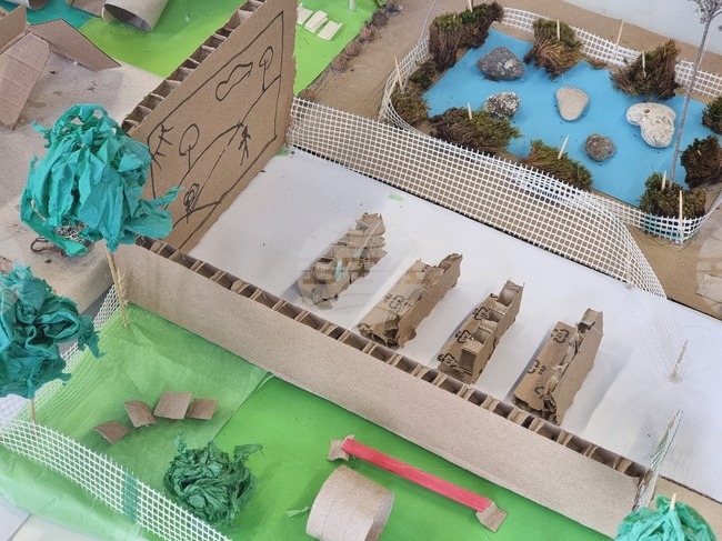 От хотели до котешки кафенета и спортни площадки - как децата си представят бъдещето на "Дупката" в Бургас 