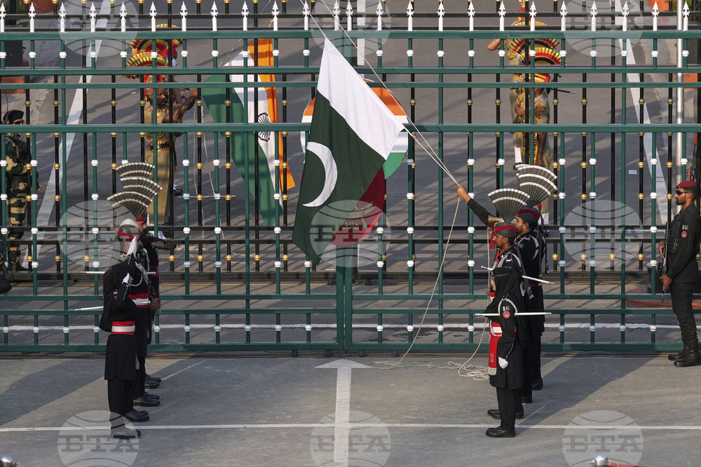 Pakistan India