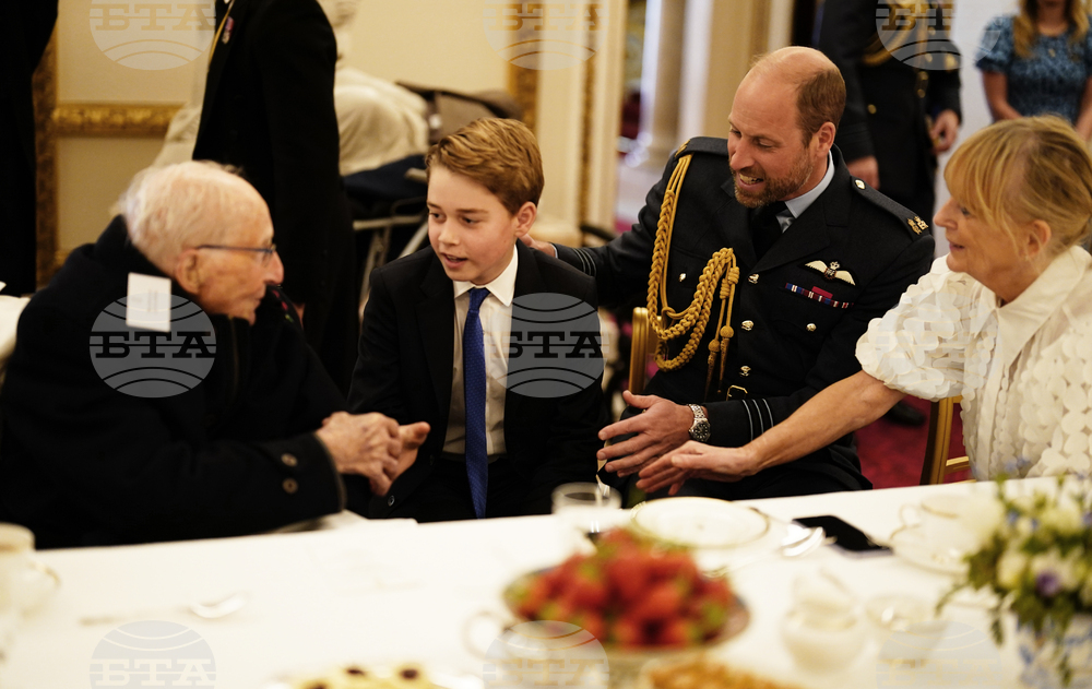 Britain Royals VE Day