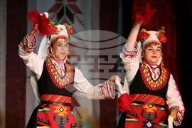 Камено - Средно училище "Христо Ботев" - годишнина - концерт спектакъл