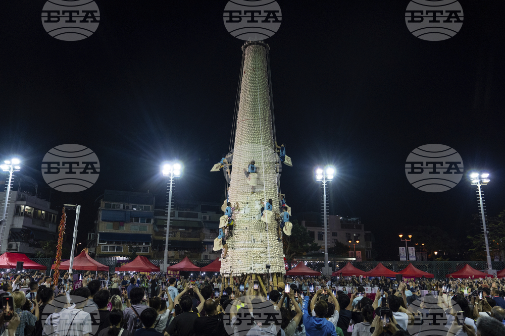 Hong Kong Bun Festival Photo Gallery
