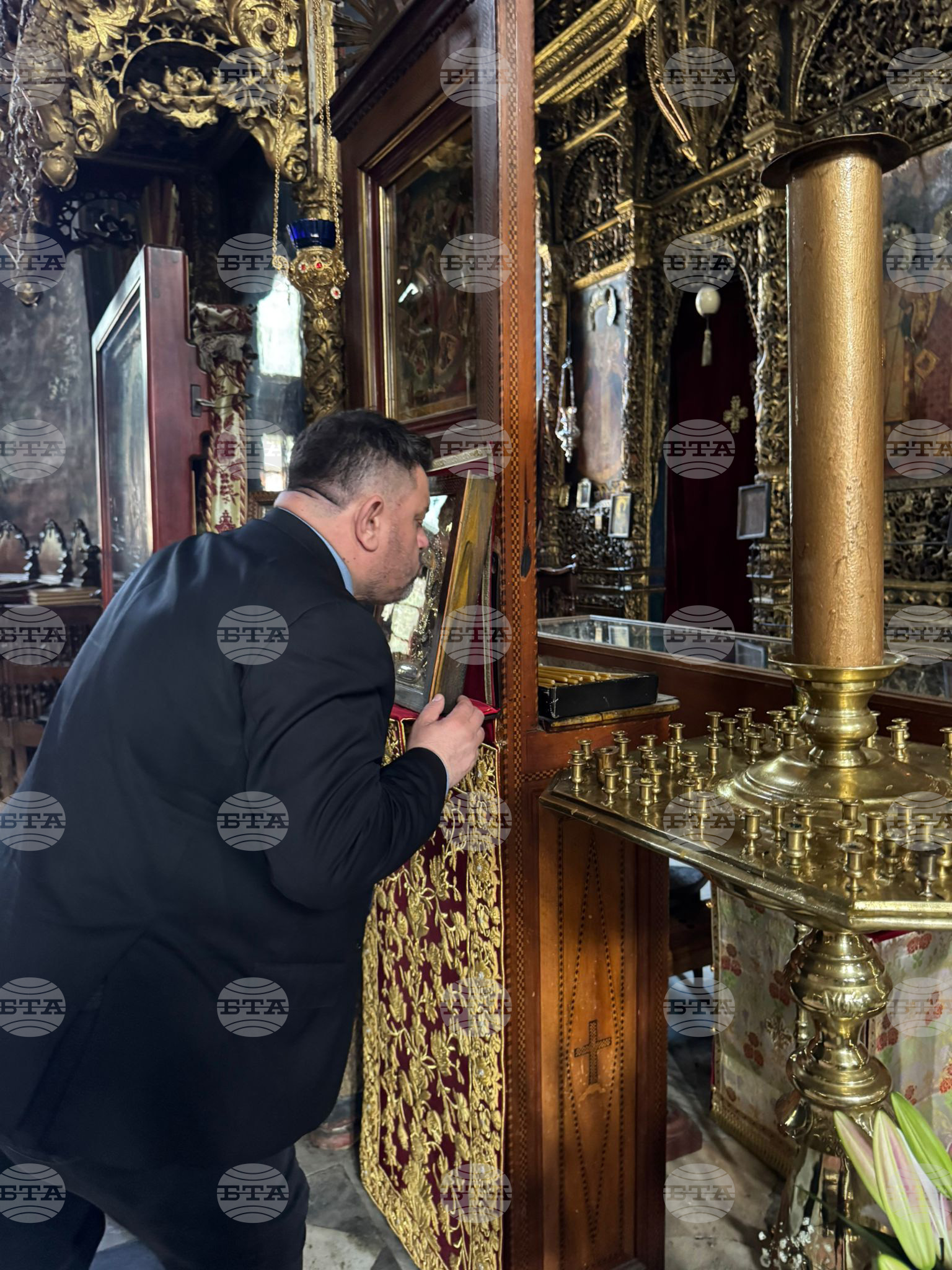Гърция - Света гора - Зографски манастир - българска делегация - свети Георги - чудотворни икони