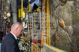 Гърция - Света гора - Зографски манастир - българска делегация - свети Георги - чудотворни икони