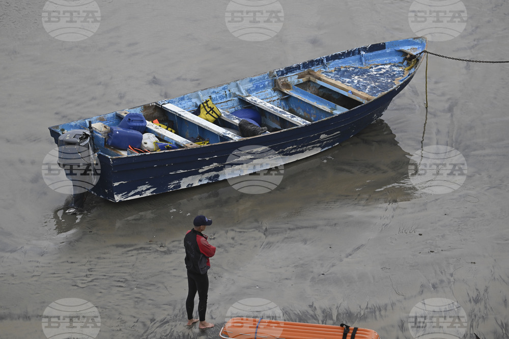 California Capsized Boat