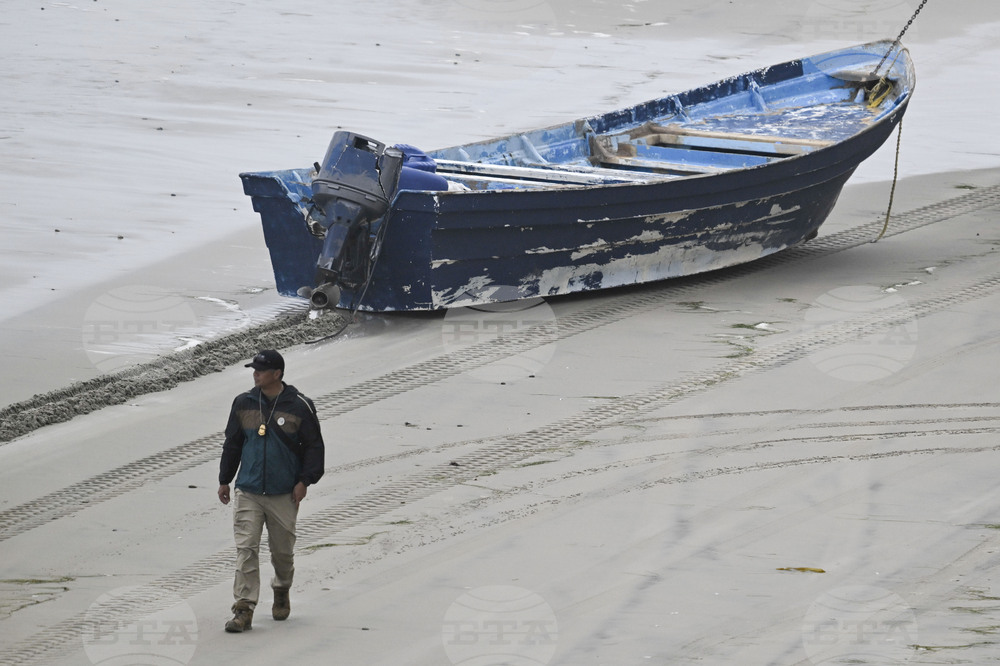 California Capsized Boat