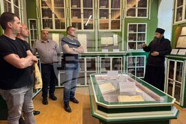 Гърция - Света гора - Зографски манастир - българска делегация - библиотека - посещение