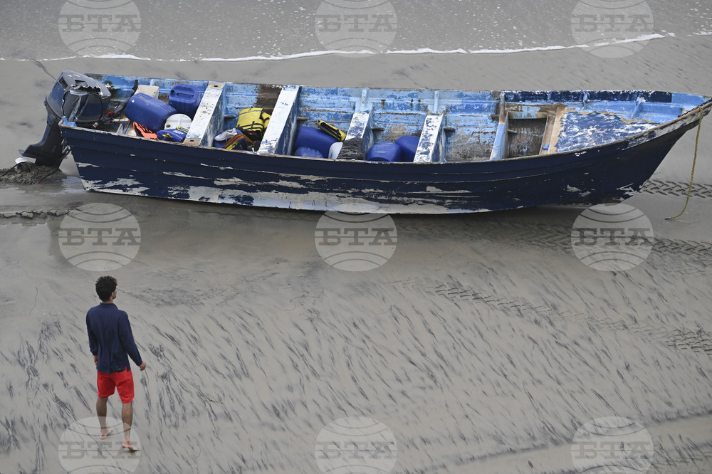 California Capsized Boat