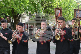 Вършец - литийно шествие - светец - мощи - посрещане
