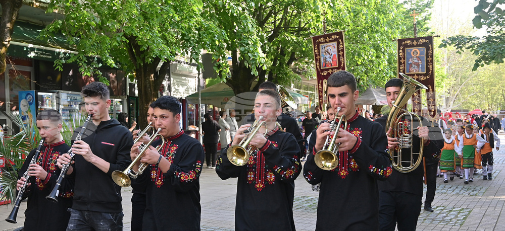 Вършец - литийно шествие - светец - мощи - посрещане