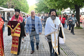 Вършец - литийно шествие - светец - мощи - посрещане