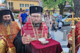 Вършец - литийно шествие - светец - мощи - посрещане