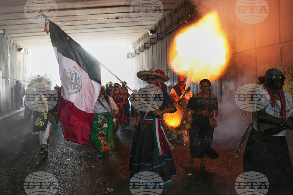 APTOPIX Mexico Cinco de Mayo