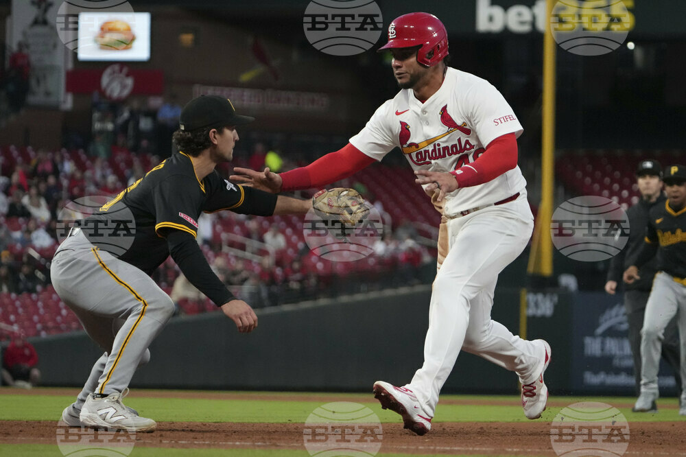 Pirates Cardinals Baseball