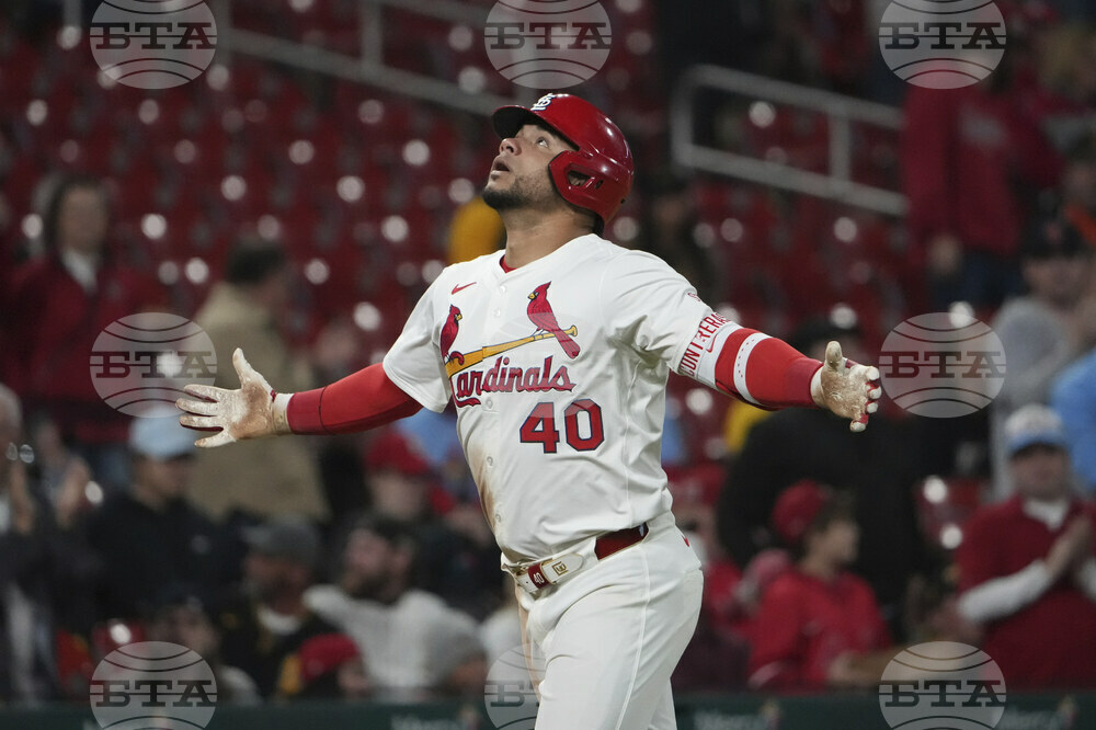 Pirates Cardinals Baseball