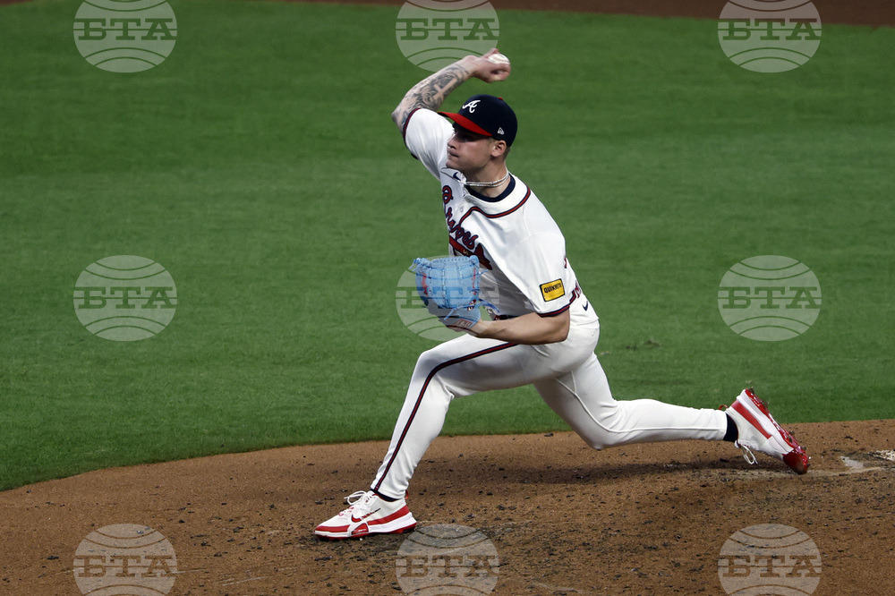 Reds Braves Baseball