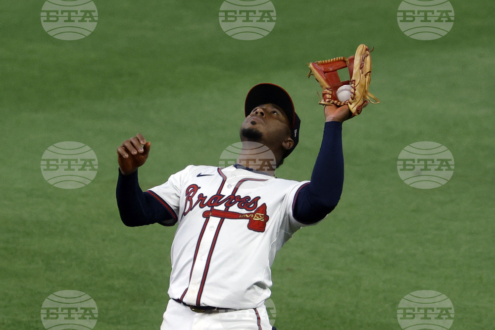 Reds Braves Baseball
