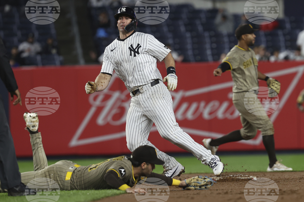 Padres Yankees Baseball