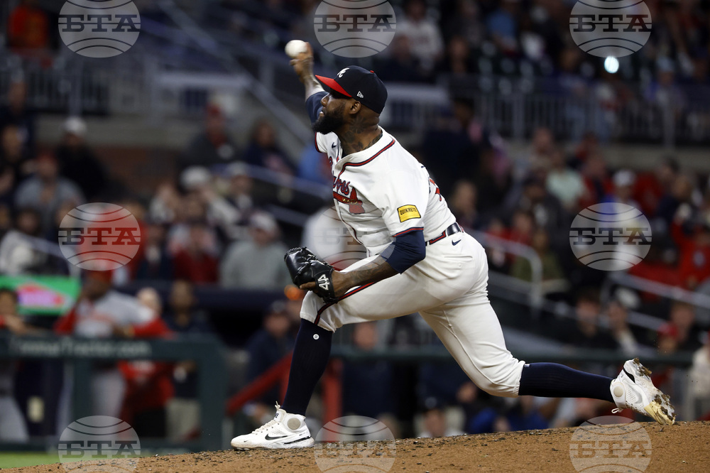 Reds Braves Baseball