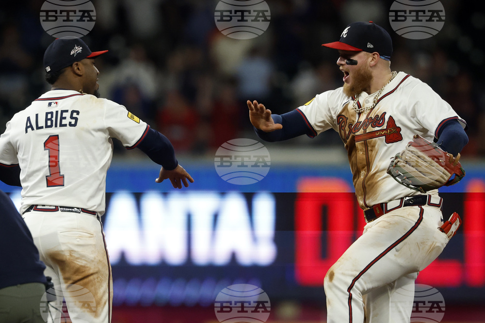 Reds Braves Baseball