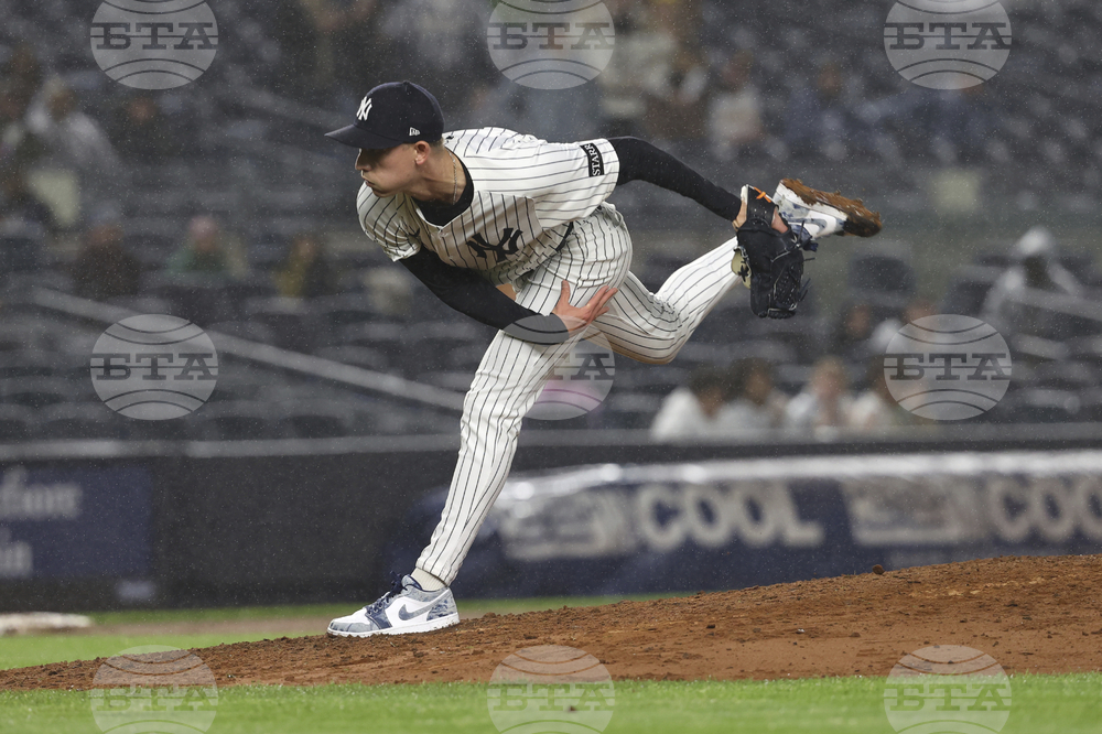 Padres Yankees Baseball