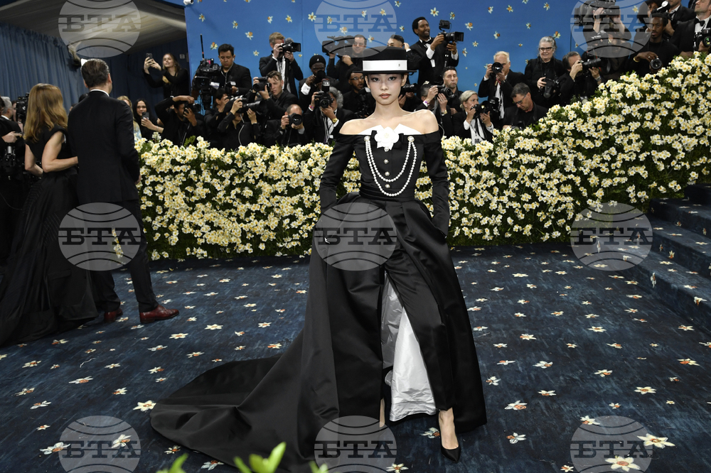APTOPIX 2025 MET Museum Costume Institute Benefit Gala