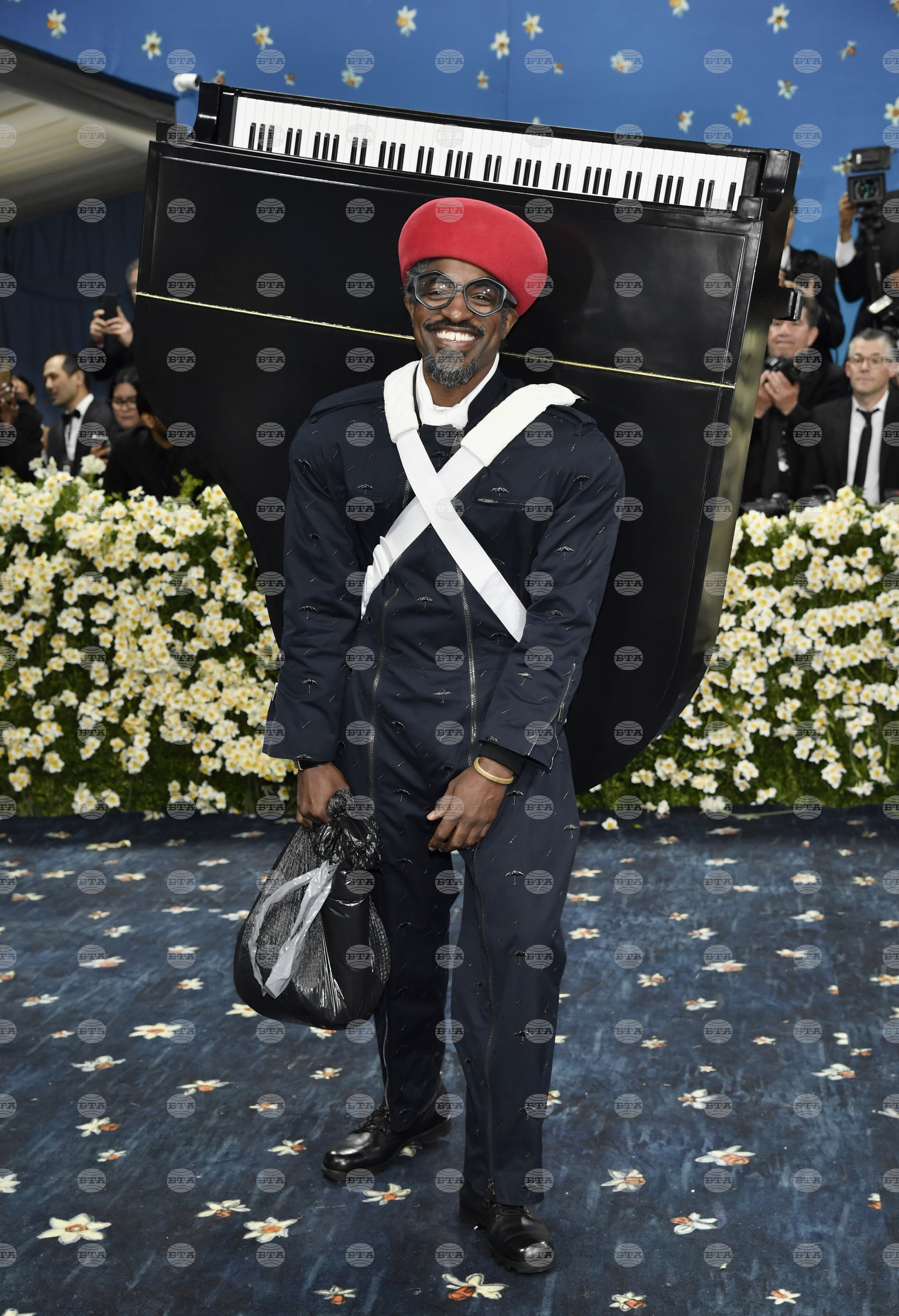 APTOPIX 2025 MET Museum Costume Institute Benefit Gala